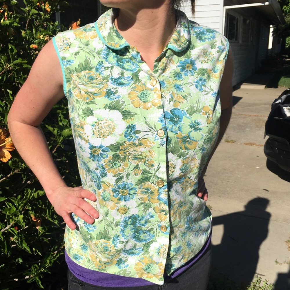 Vintage Sleeveless Floral Top